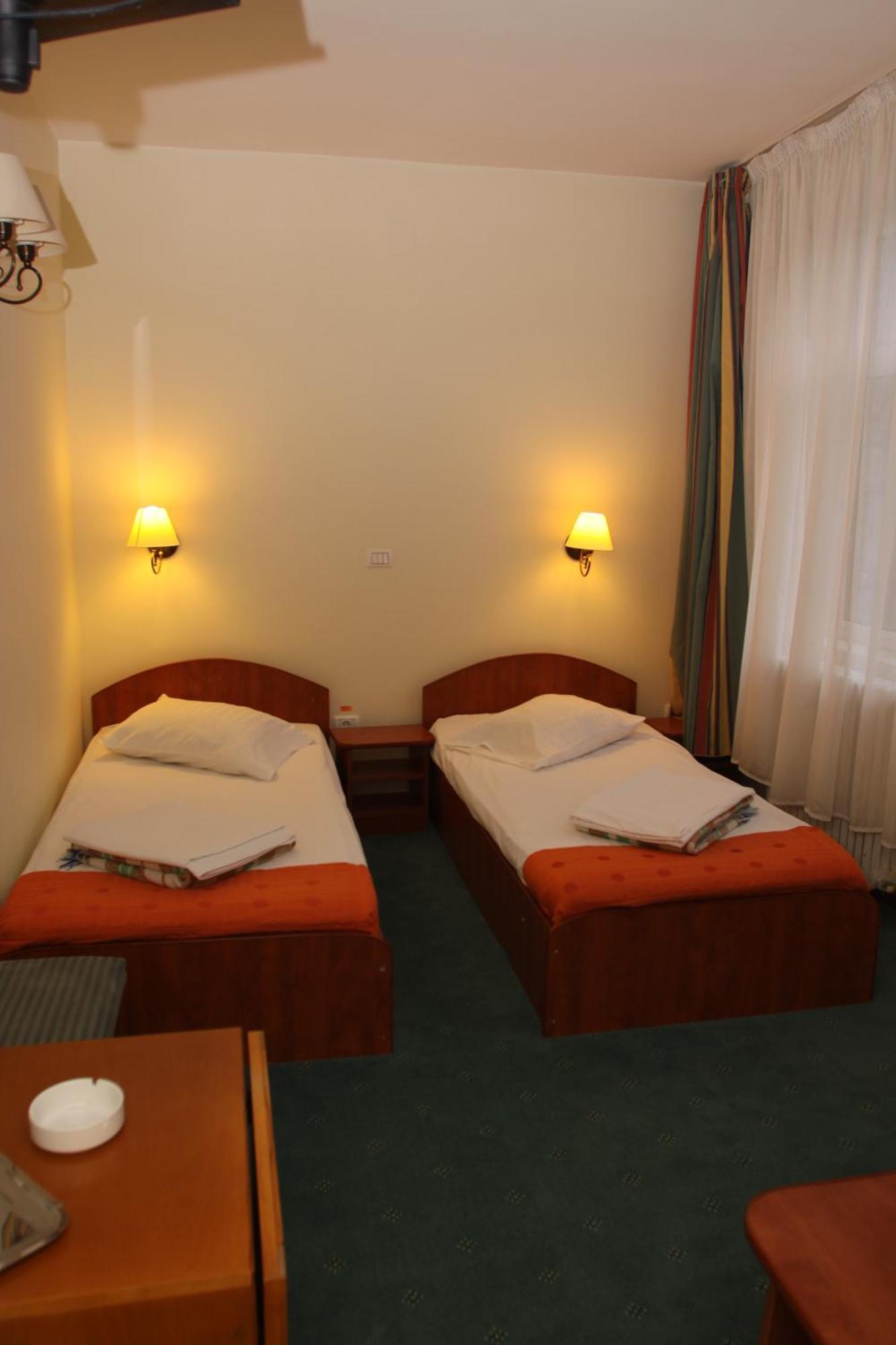 Hotel Bucegi Portile Regatului Pârâul Rece Ruang foto