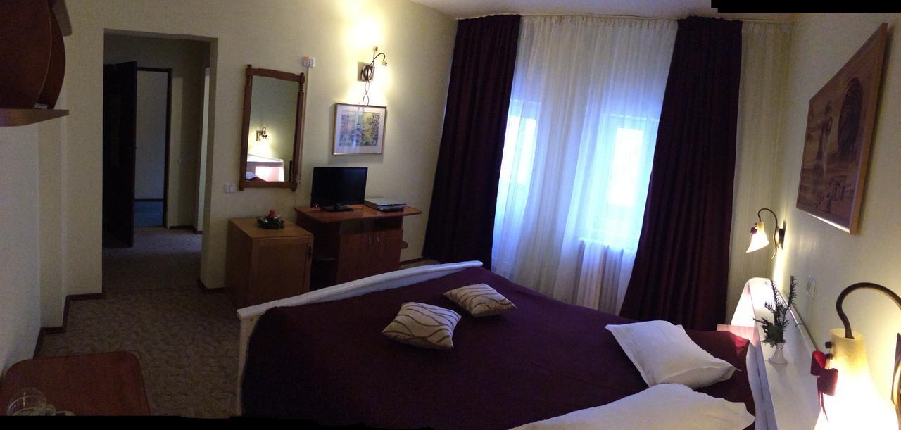 Hotel Bucegi Portile Regatului Pârâul Rece Bagian luar foto