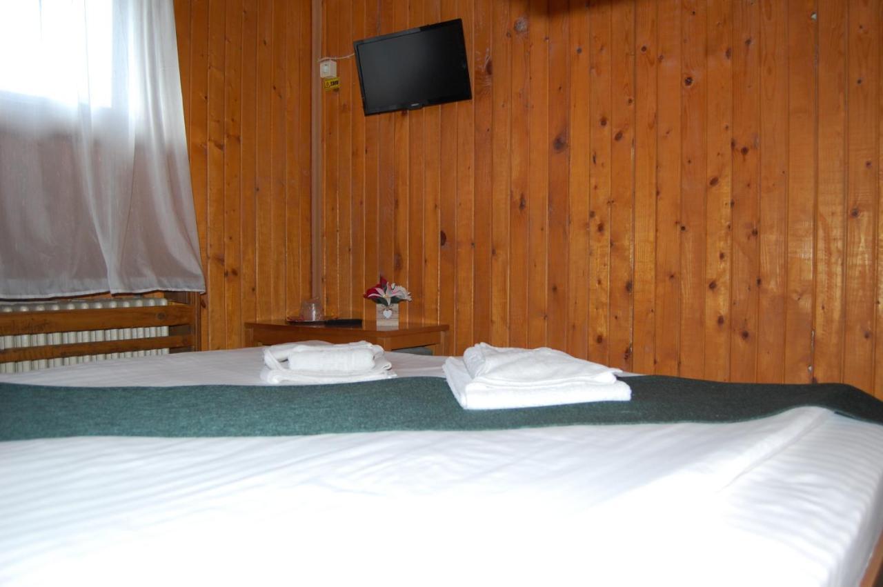 Hotel Bucegi Portile Regatului Pârâul Rece Bagian luar foto