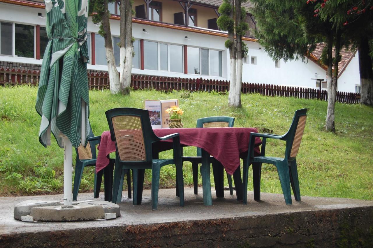 Hotel Bucegi Portile Regatului Pârâul Rece Bagian luar foto